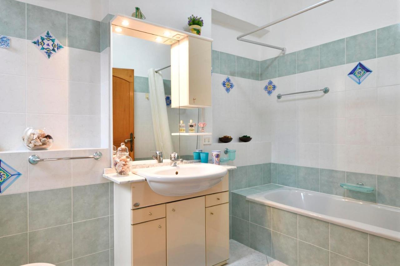 Appartamento Holiday Cala Gonone Dış mekan fotoğraf